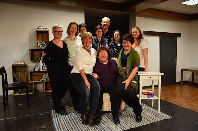 Teammitarbeiter sitzend 2015